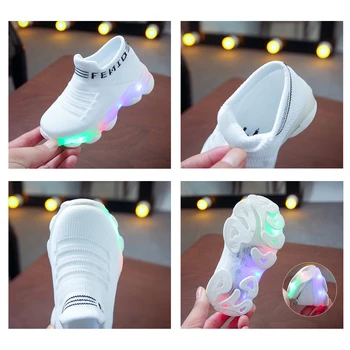 2019 LED Boty Světelný Tenisky se rozsvítí Jediným Děti Chlapci Koše Breatbable Slip-on Boty Femme Tenis Feminino LED Pantofle