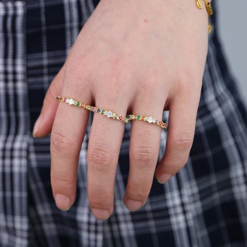 2019 vánoční dárek minimální jemné šperky duha barevné čr měsíc angažmá kapely tenké krásný prsten Zlato