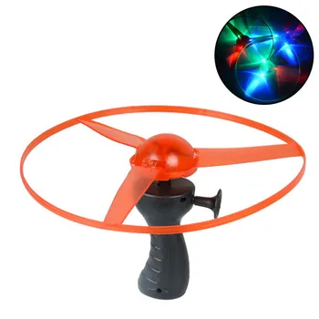 2020 hot prodej 1ks Zábava venkovní sportovní pull line talířek hračky, LED osvětlení UFO interakce rodič-dítě Kreativní 7 barva spin-off