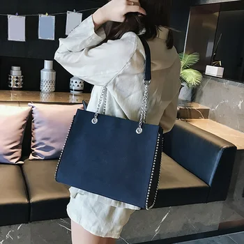 CROWDALE Řetězce taška přes rameno Slavný návrhář nýt kabelky Dámské luxusní messenger tašky pro ženy bolsa feminina torebka damska