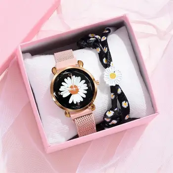 Luxusní Módní Malé Sedmikrásky 2020 Nové Ženy Magnet Spona Jednoduchost Hodinky Dámy Z Nerezové Oceli Quartz Watch Relogio Feminino