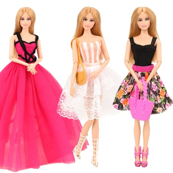 Módní Handmade 8 Ks/set Panenky Příslušenství = 3 Hračky, Šaty Náhodné +3 Doll Boty + 2 Příslušenství Pro Barbie Hry DIY Dívky Dárek