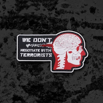 Nebudeme Vyjednávat S Teroristy Lebka Hlavy PVC 3D Suchý zip Patch Dekorativní DIY Na Oblečení, Čepici, Batoh Venkovní Sportovní Odznak