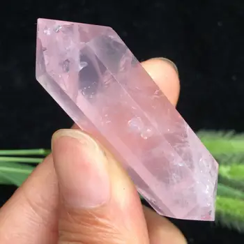 Přírodní Rose Pink Crystal Quartz Dvojité Špičaté Obelisk Exemplář